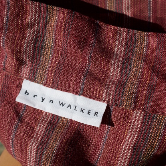 bryn Walker 100% Linen Wrap Style Sleeveless Blouse Made In The USA Size S - Picture 15 of 17